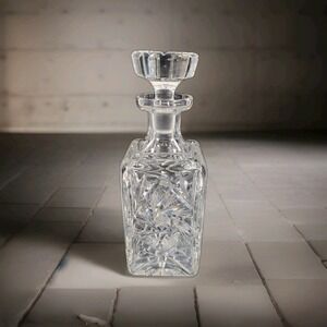 Vintage Pinwheel Bohemia Crystal Clear Square Decanter with Stopper 8.5"‎